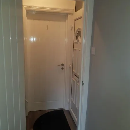 Highfields Living - Ensuite- Free Wifi- Free Local Parking * Sheffield